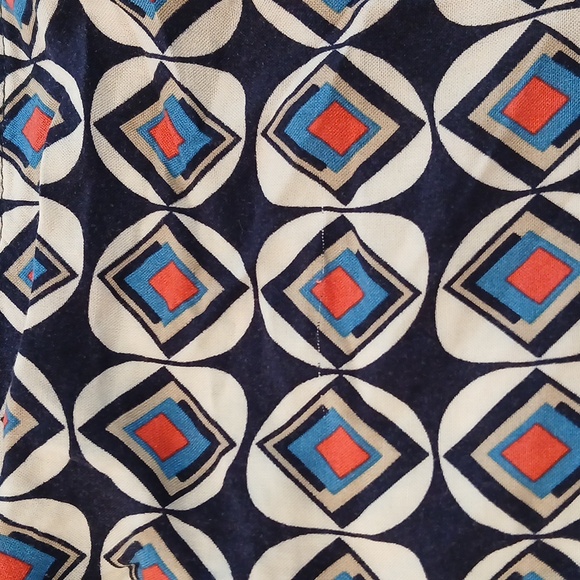 STILE BENETTON Boat Neck Blouse with Buttons on the back size S Geometric Shapes - Picture 8 of 9